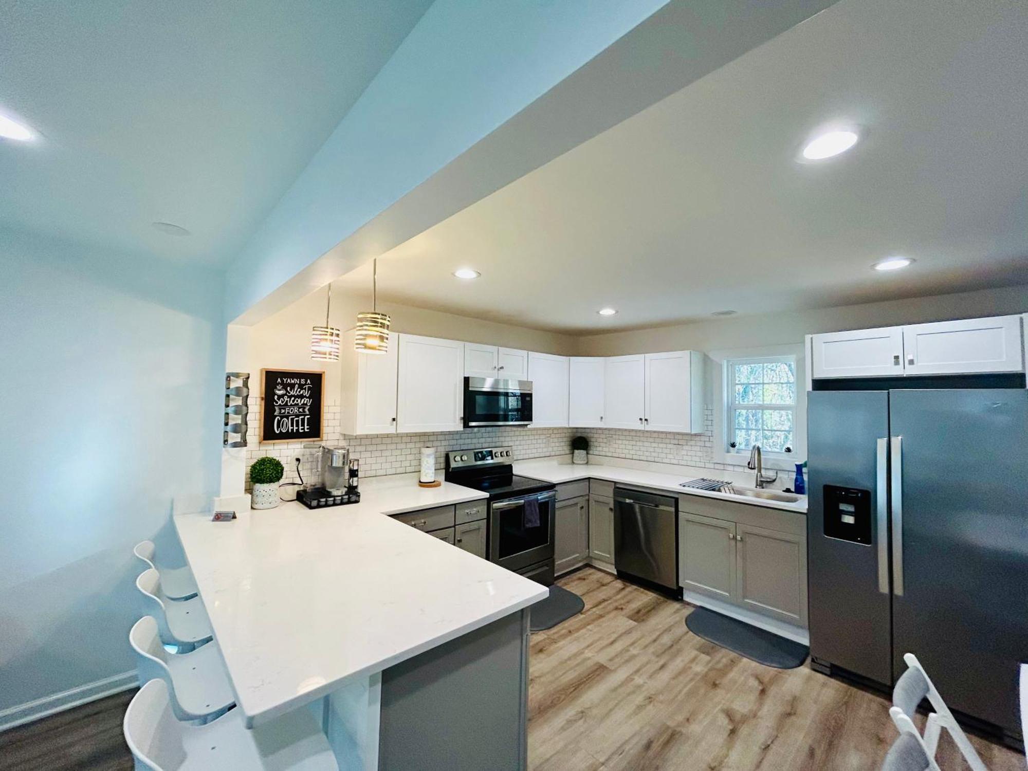 Modern Home Near Uptown Clt, Airport And More 夏洛特 外观 照片